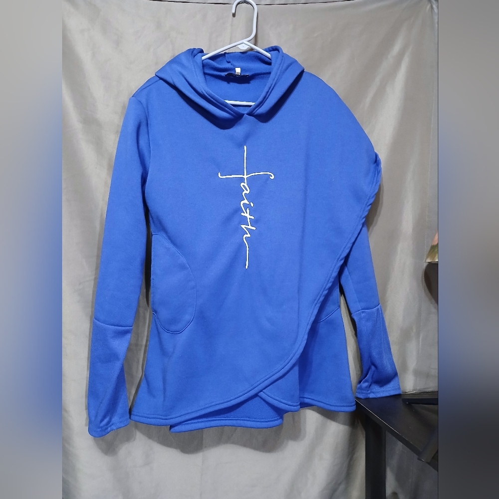 Faith sweatshirt women's royal blue long sleeve shawl